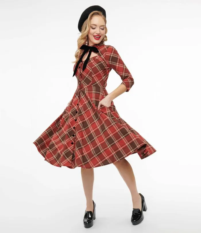 1950s Red and Brown Bias Plaid Swing Dress Dresses Unique Vintage Pocket Dresses 1950s Red and Brown Bias Plaid Swing Dress Dresses Unique Vintage Pocket Dresses