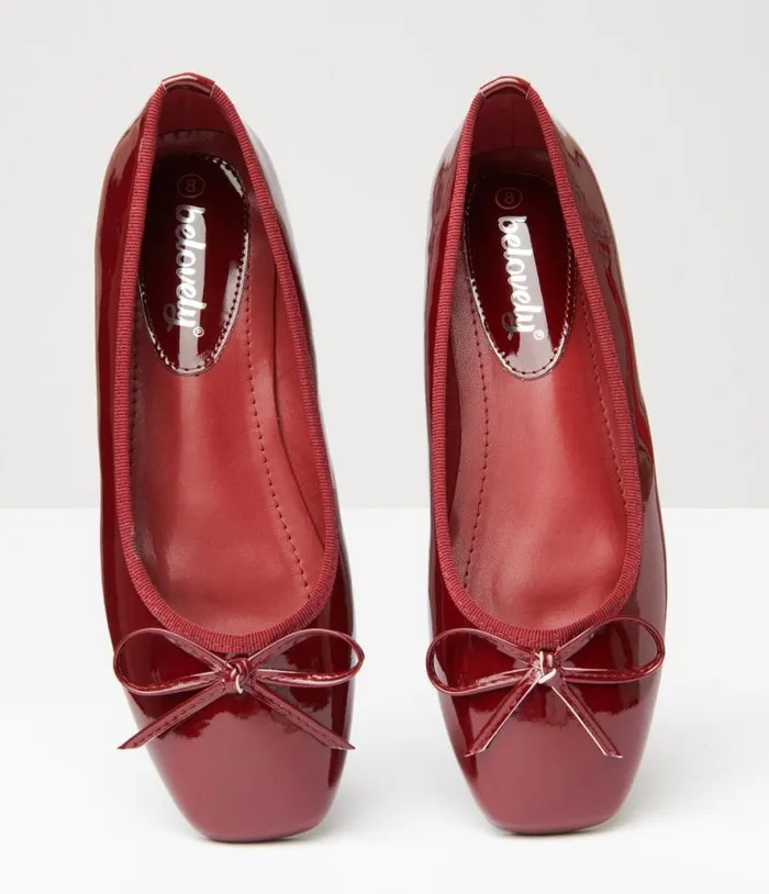 1960s Burgundy Patent Leatherette Flats Shoes Unique Vintage Flats