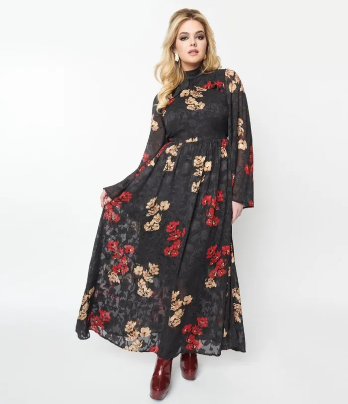 1970s Black Red and Gold Floral Bell Sleeve Maxi Dress Dresses Unique Vintage Maxi 1970s Black Red and Gold Floral Bell Sleeve Maxi Dress Dresses Unique Vintage Maxi