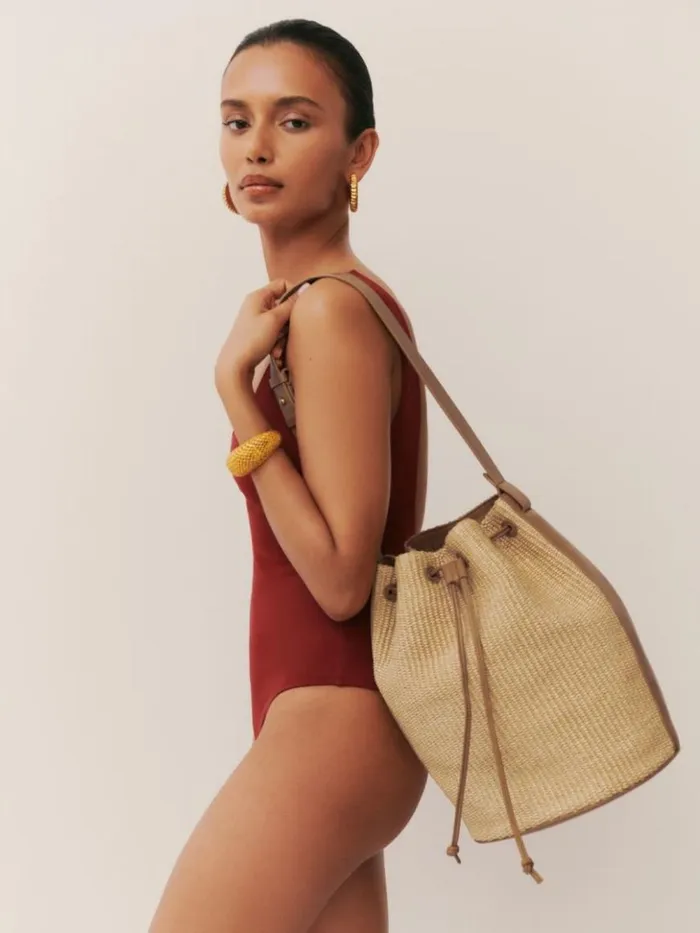 Bags The Reformation Medium Ornellia Bucket Bag Natural