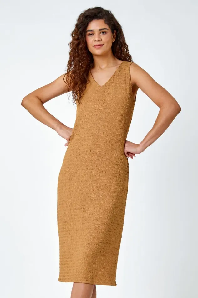 Biscuit Sleeveless Textured Midi Stretch Dress Women Roman Dresses