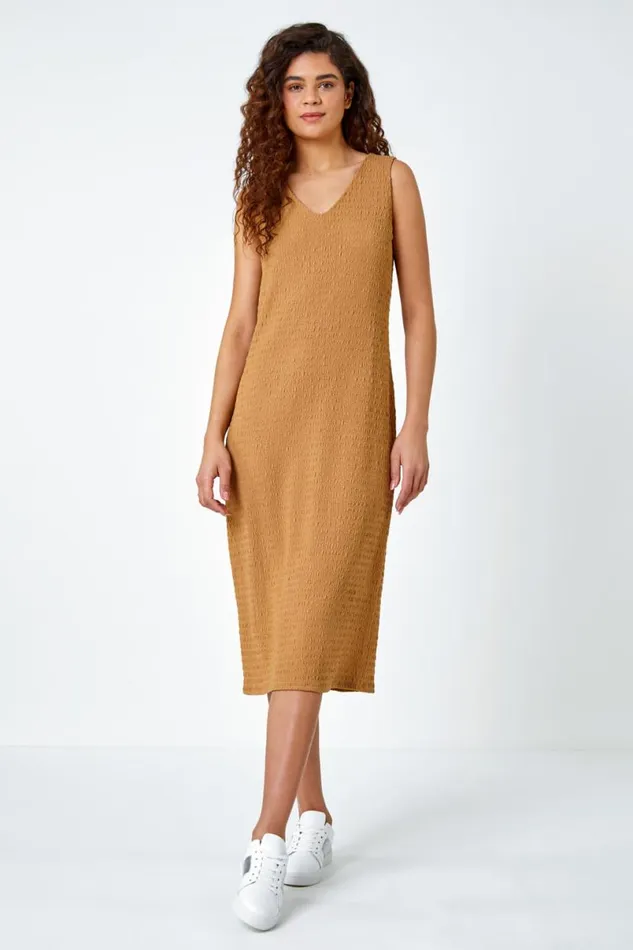 Biscuit Sleeveless Textured Midi Stretch Dress Women Roman Dresses