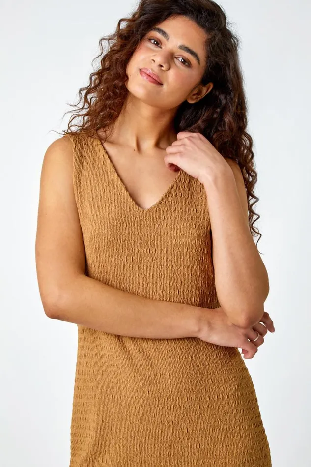 Biscuit Sleeveless Textured Midi Stretch Dress Women Roman Dresses