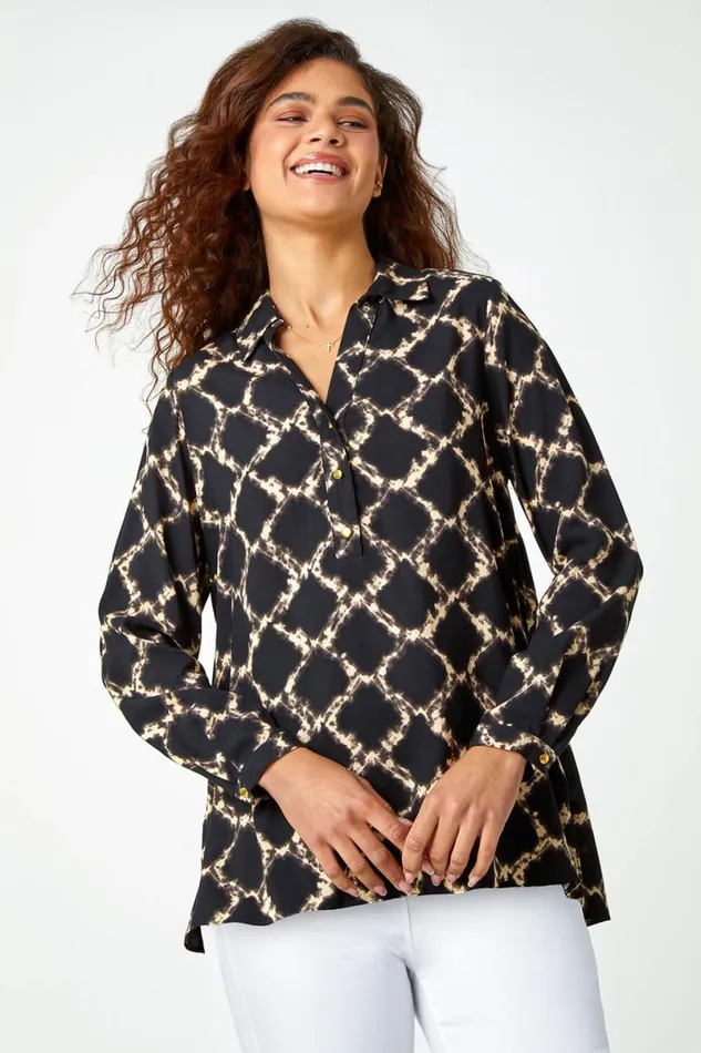 Black Chain Print Collared VNeck Top Women Roman Tops