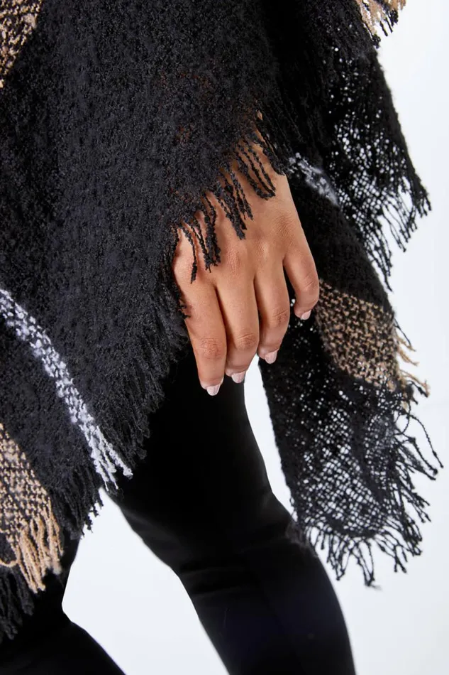 Black Curve Check Print Roll Neck Poncho Women Roman Knitwear