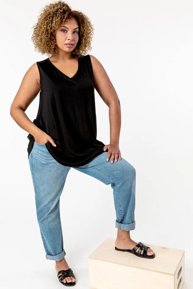 Black Curve Plain VNeck Vest Top Women Roman Tops