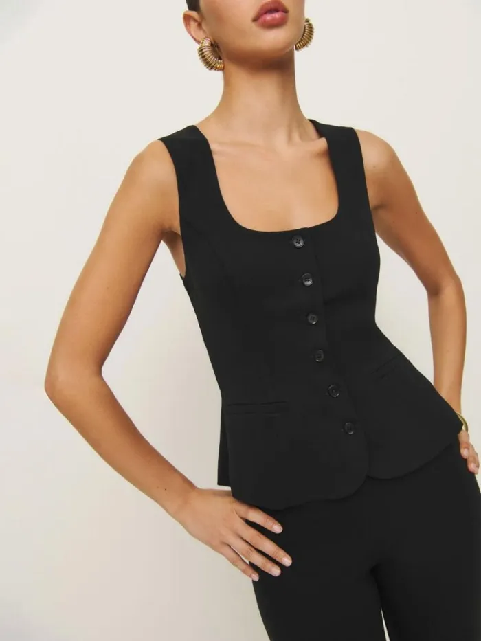 Clothing The Reformation Delanie Top Black