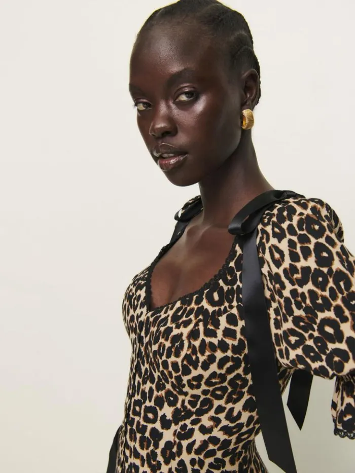 Clothing The Reformation Inara Top Leo