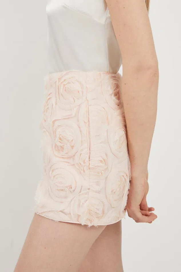 CoOrds Women Karen Millen Crinkle Rosette Woven Shorts Blush