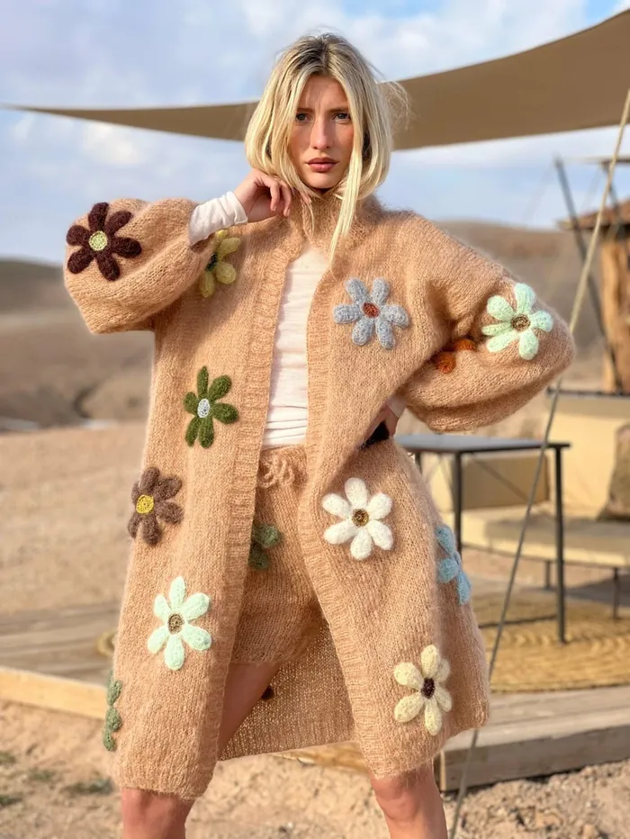 Coats Women Rose Carmine COAT FREE FLOWERS BEIGE