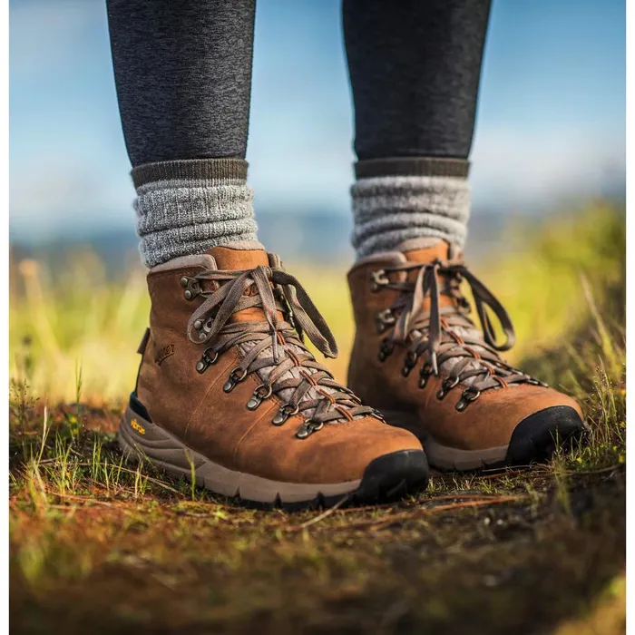 Danner Boots Mountain 600 Rich Brown 8211 MenWomen