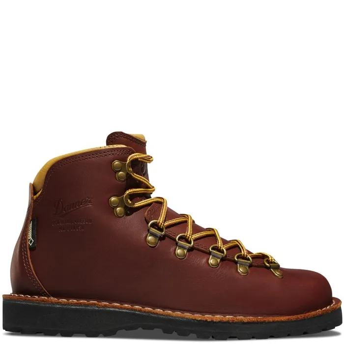 Danner Boots Mountain Pass Cedar 8211 MenWomen