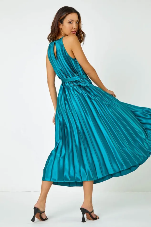 Emerald Sleeveless Pleated Halter Neck Midi Dress Women Roman Dresses