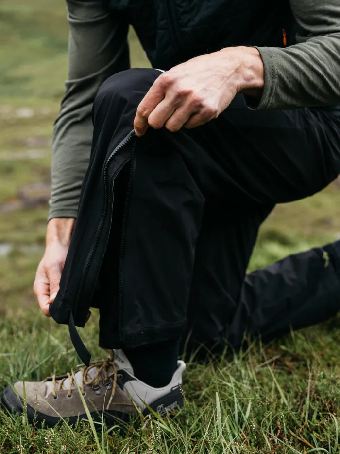 Finisterre Pants Men Rainbird Waterproof Pants Black