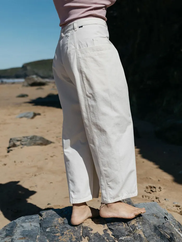 Finisterre Pants Women Croft Workwear Balloon Pant Ecru