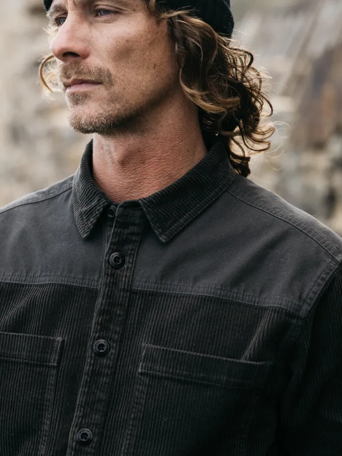 Finisterre Shirts Men Cordium Shirt Raven
