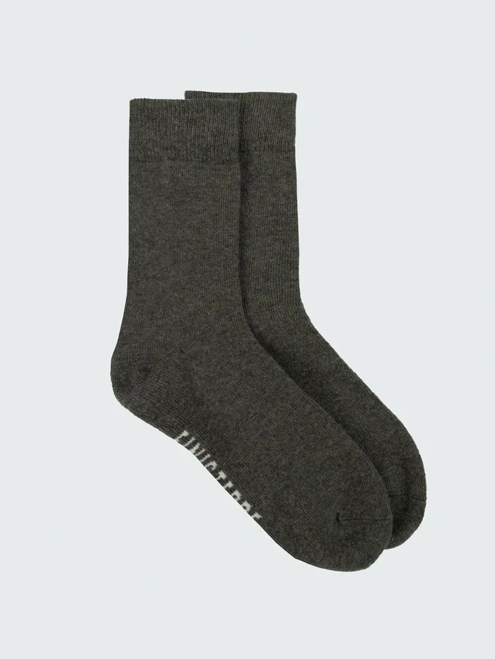 Finisterre Socks MenWomen Classic Wool Sock Olive