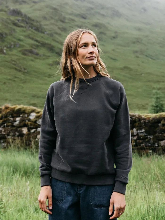 Finisterre Sweatshirts Women Serpentine Sweatshirt Raven Black