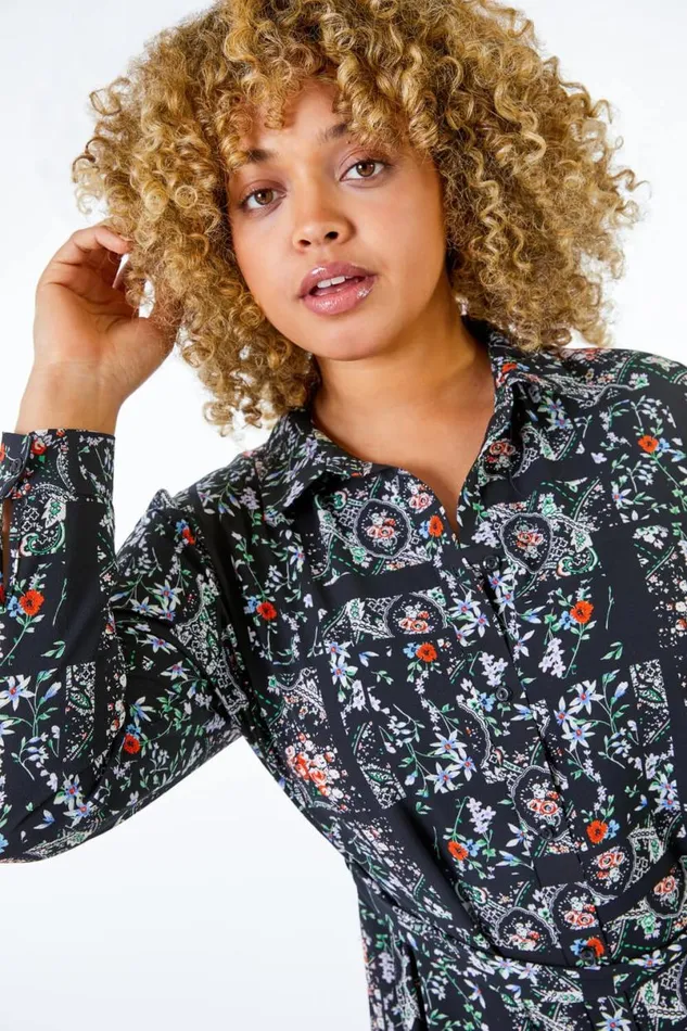 Green Curve Ditsy Print Hanky Hem Shirt Dress Women Roman Dresses
