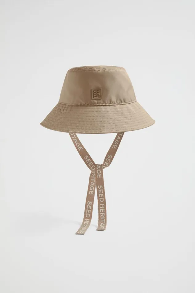 Hats and Gloves Woman Seed Heritage Monochrome Logo Bucket Hat Cookie