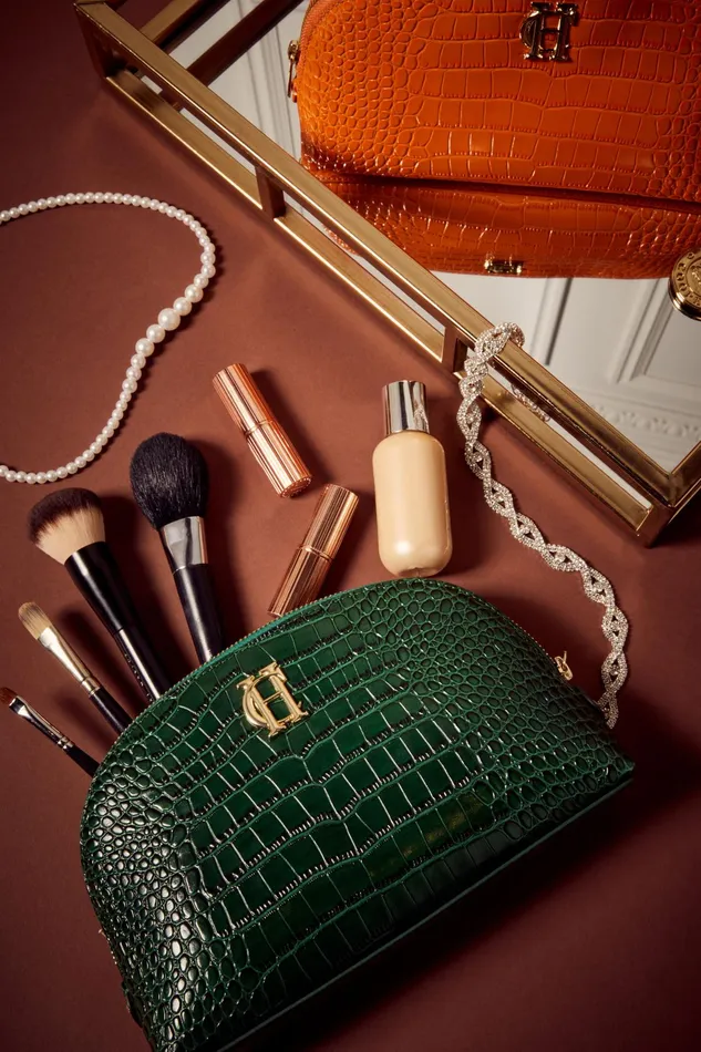 Holland Cooper Chelsea Makeup Bag Emerald Croc Women Small Leather Goods Holland Cooper Chelsea Makeup Bag Emerald Croc Women Small Leather Goods