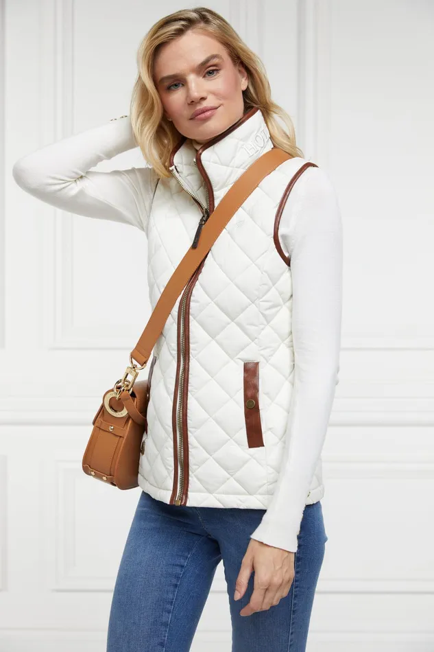 Holland Cooper Country Quilted Gilet Cream Women Gilets Holland Cooper Country Quilted Gilet Cream Women Gilets