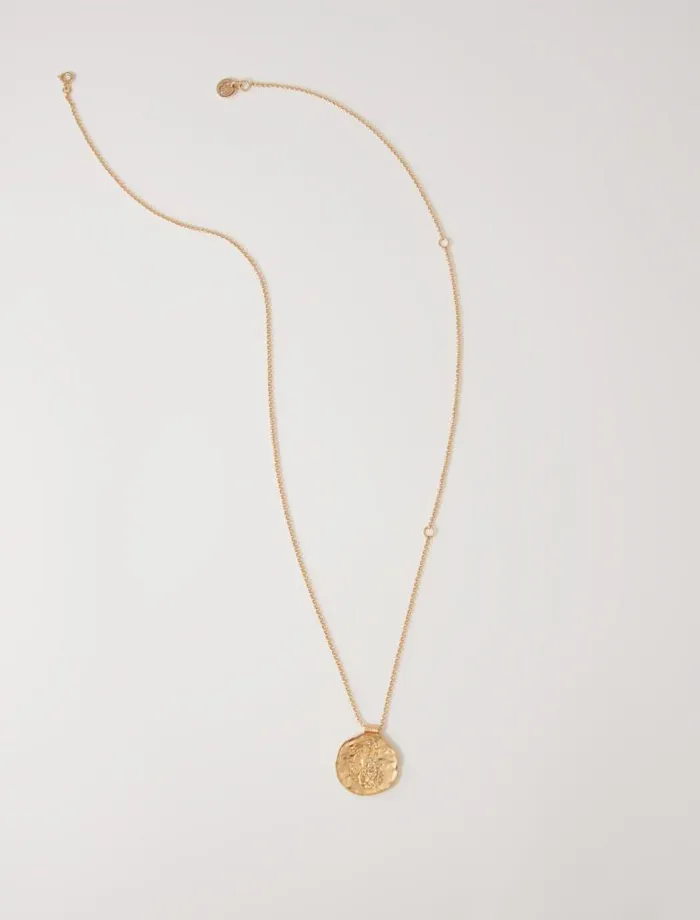 Maje Jewelry Womens Zodiac Medal Capricorn Maje Jewelry Womens Zodiac Medal Capricorn