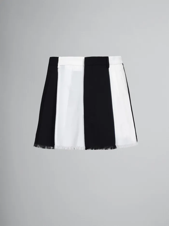 Marni Grain De Poudre Wool Short Pants Lily White Mens Trousers
