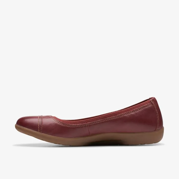 Meadow Opal Chestnut Leather Women Clarks Flats