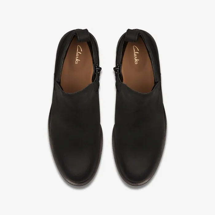 Memi Zip Black Leather Women Clarks Boots and Booties