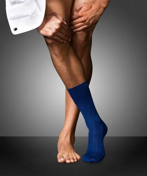 Men No 13 Finest Piuma Cotton Men Socks Royal Blue FALKE Socks