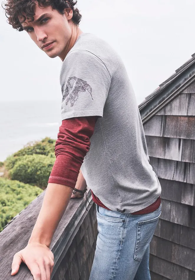 Men Tiloop Grey ShortSleeve Mens TShirt Heather Grey Buffalo David Bitton Tops and Tees
