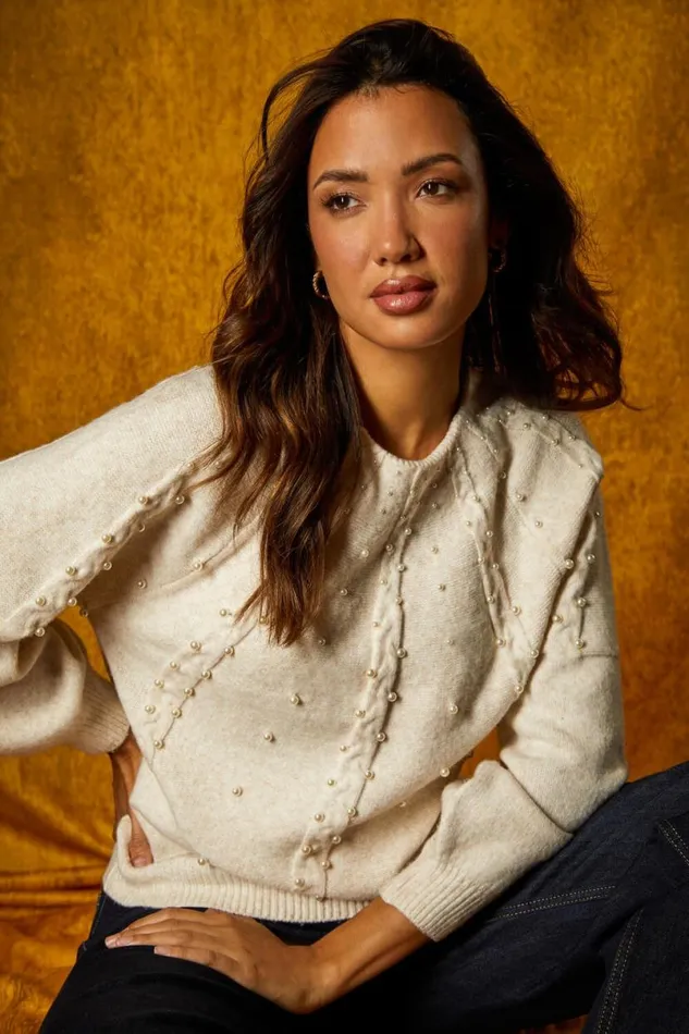 Natural Pearl Embellished Cable Knit Jumper Women Roman Knitwear