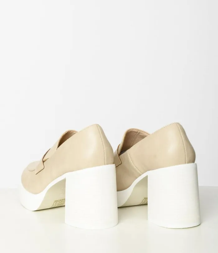 Nude and White Leatherette Platform Loafers Shoes Unique Vintage Heels
