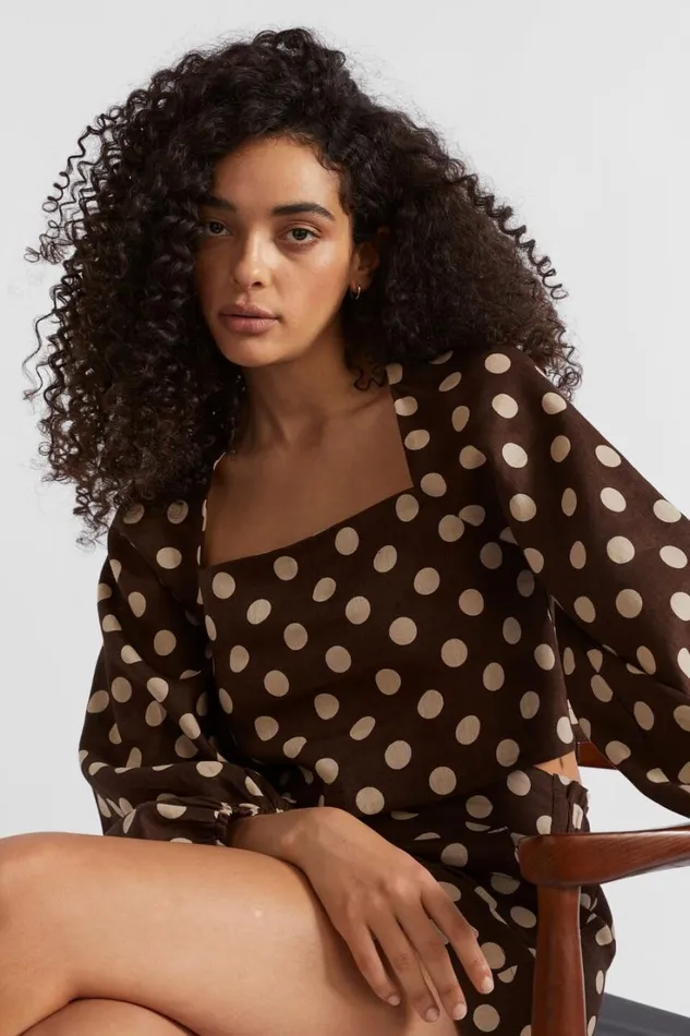 Resort Woman Seed Heritage Linen Spot Square Neck Top Deep Raisin Spot