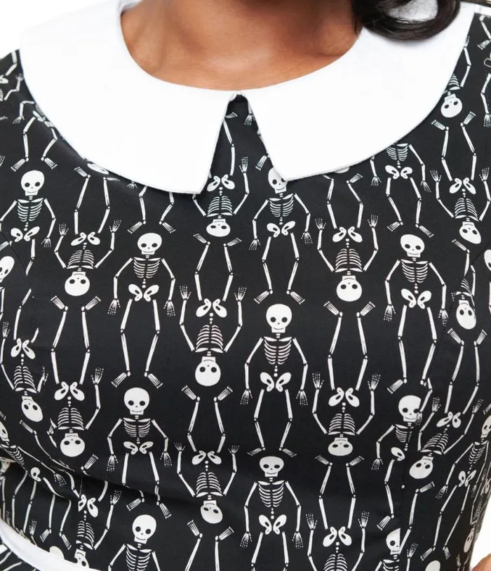 Retrolicious 1950s Plus Size Black and White Skeleton Print Collared Fit and Flare Dress DressesHalloween Unique Vintage Dresses