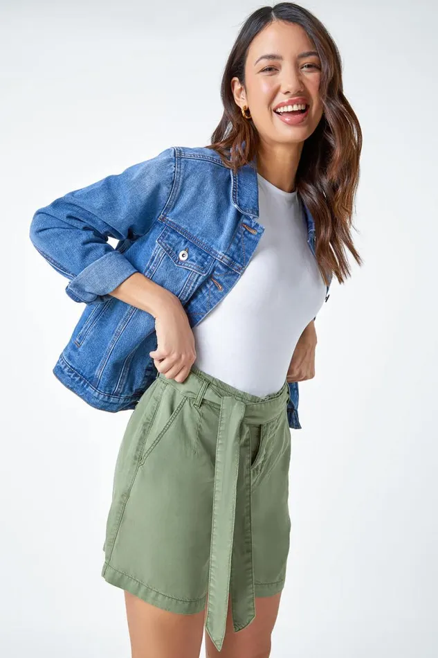 Sage Relaxed Elastic Tie Waist Pocket Shorts Women Roman Trousers