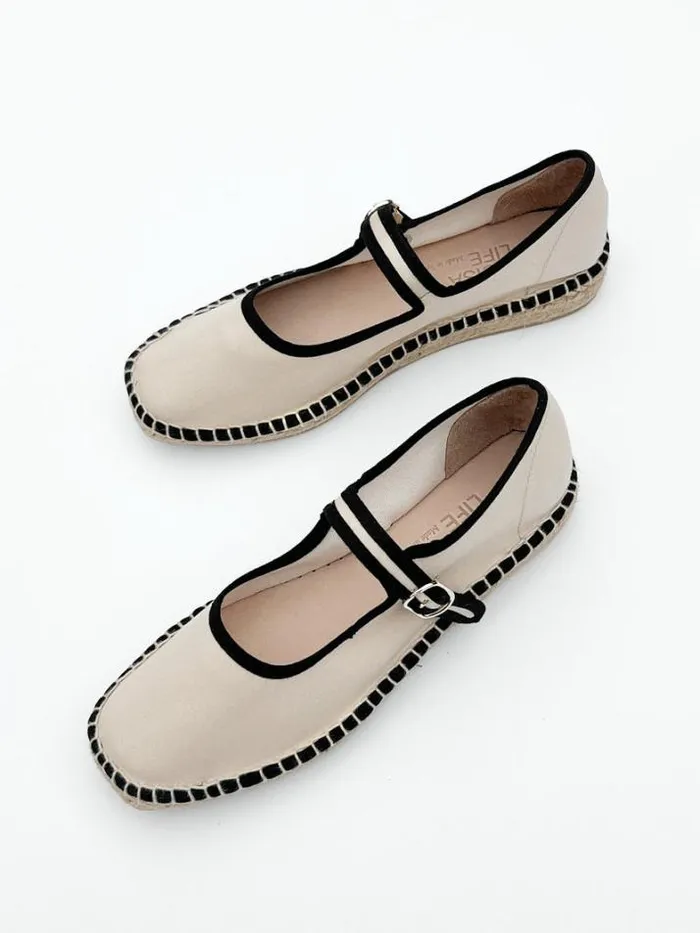 Sandals Shop Lisa Says Gah Peonia Shoe