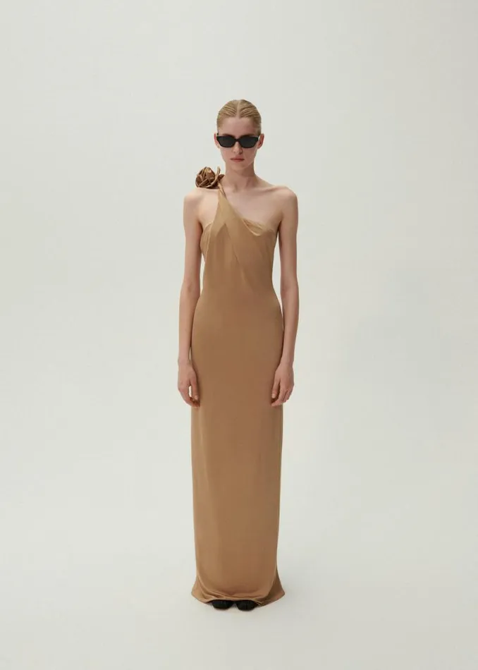 Shop Magda Butrym Dresses One Shoulder Rose Appliqu Jersey Midi Dress In Beige Shop Magda Butrym Dresses One Shoulder Rose Appliqu Jersey Midi Dress In Beige