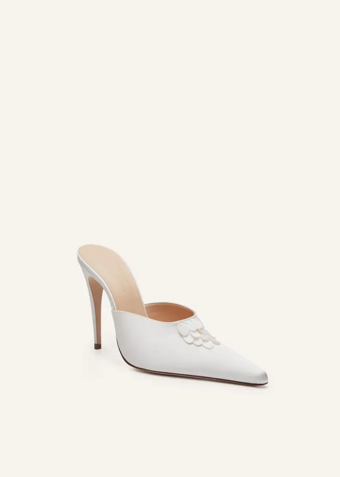 Shop Magda Butrym Shoes Pointed Satin Mules In Cream Pearl Shop Magda Butrym Shoes Pointed Satin Mules In Cream Pearl