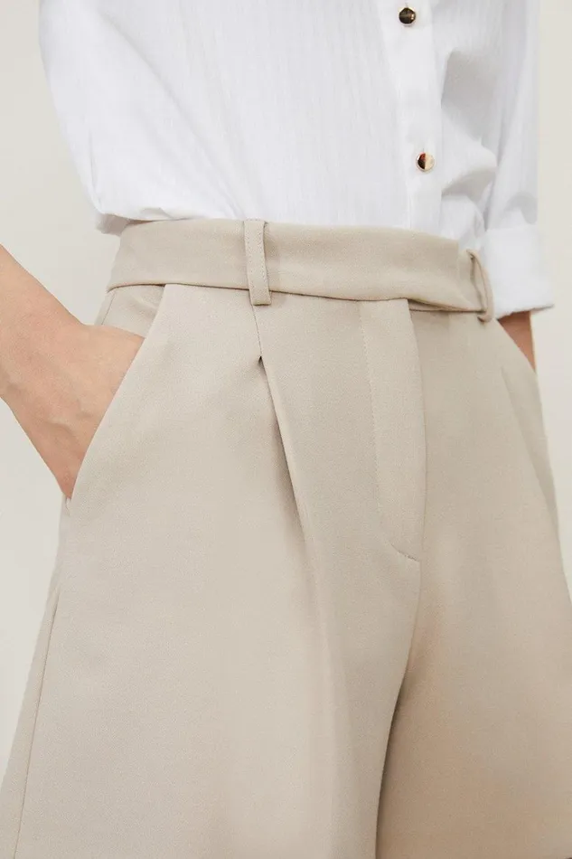Shorts Women Karen Millen Compact Stretch Pleated Tailored Shorts Stone