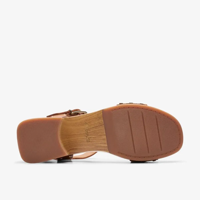 Sivanne Bay Tan Interest Women Clarks Heels and Pumps