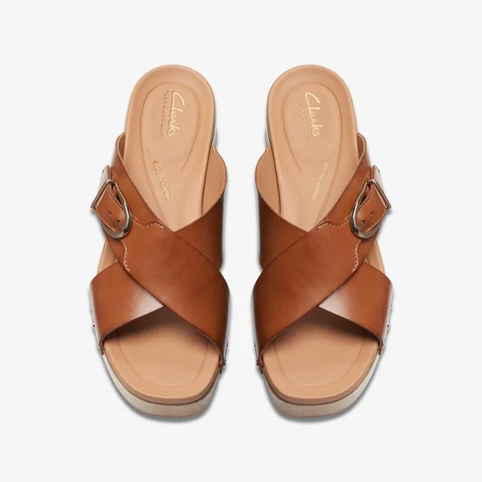 Sivanne Walk Tan Leather Women Clarks Clogs and Mules