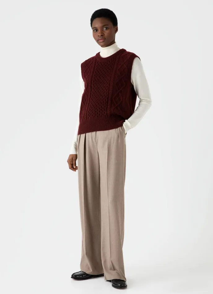 SUNSPEL Knitwear Lambswool Cable Knit Vest Maroon 8211 Women