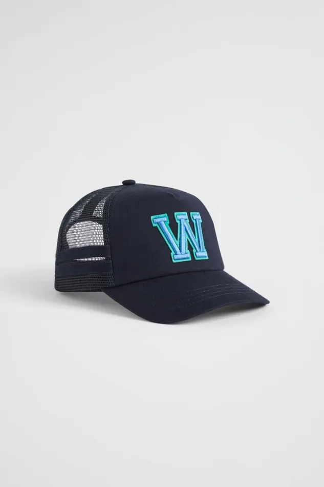 The AZ Of Initials Boy Seed Heritage Initial Cap W
