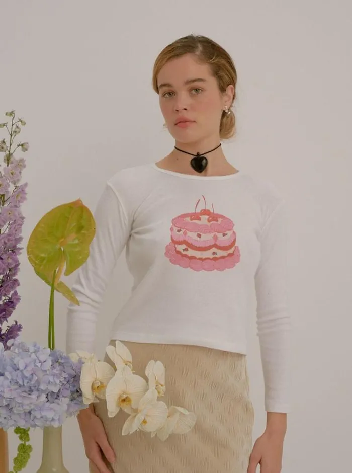 Tops Shop Lisa Says Gah Dana Long Sleeve Tee