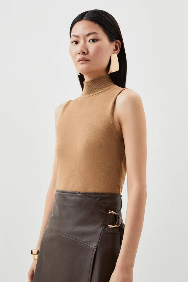 Tops Women Karen Millen Viscose Blend Funnel Neck Knit Vest Camel
