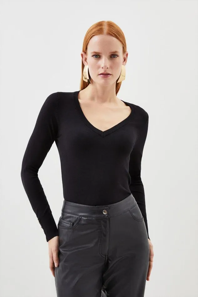 Tops Women Karen Millen Viscose Blend Knitted V Neck Jumper Black