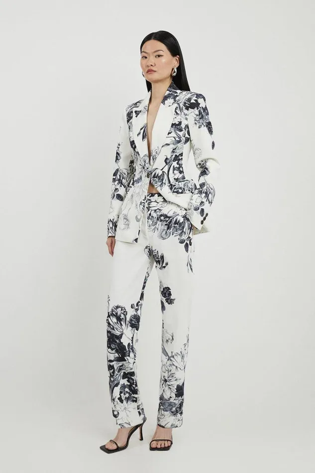 Trousers Women Karen Millen Petite Tailored Crepe Mono Floral Slim Leg Tailored Trousers Mono Trousers Women Karen Millen Petite Tailored Crepe Mono Floral Slim Leg Tailored Trousers Mono