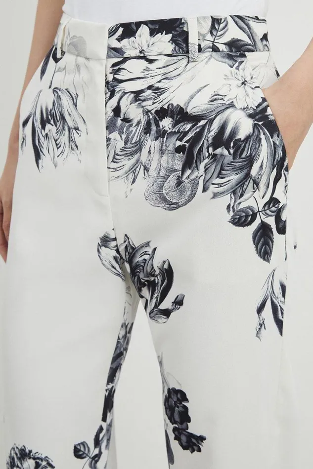 Trousers Women Karen Millen Petite Tailored Crepe Mono Floral Slim Leg Tailored Trousers Mono